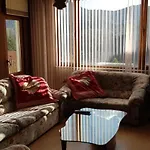 слънчев с прекрасна гледка, паркинг. Apartment Smolyan