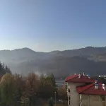 слънчев с прекрасна гледка, паркинг. Lejlighed