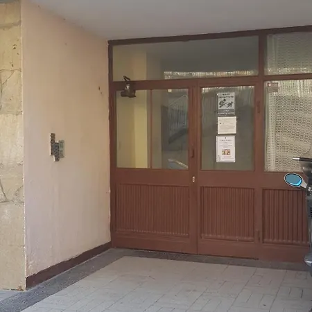 Apartment слънчев с прекрасна гледка, паркинг. Smolyan