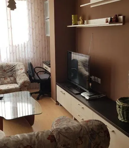 слънчев с прекрасна гледка, паркинг. Apartment Smolyan