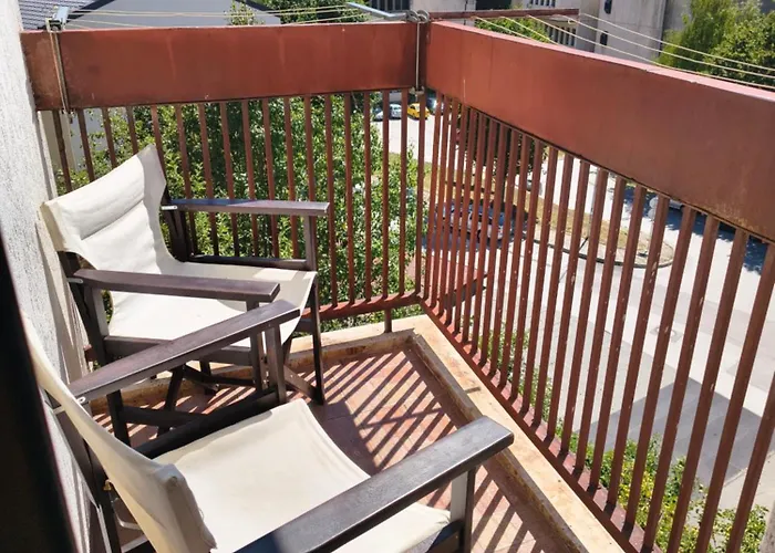 слънчев с прекрасна гледка, паркинг. Apartment